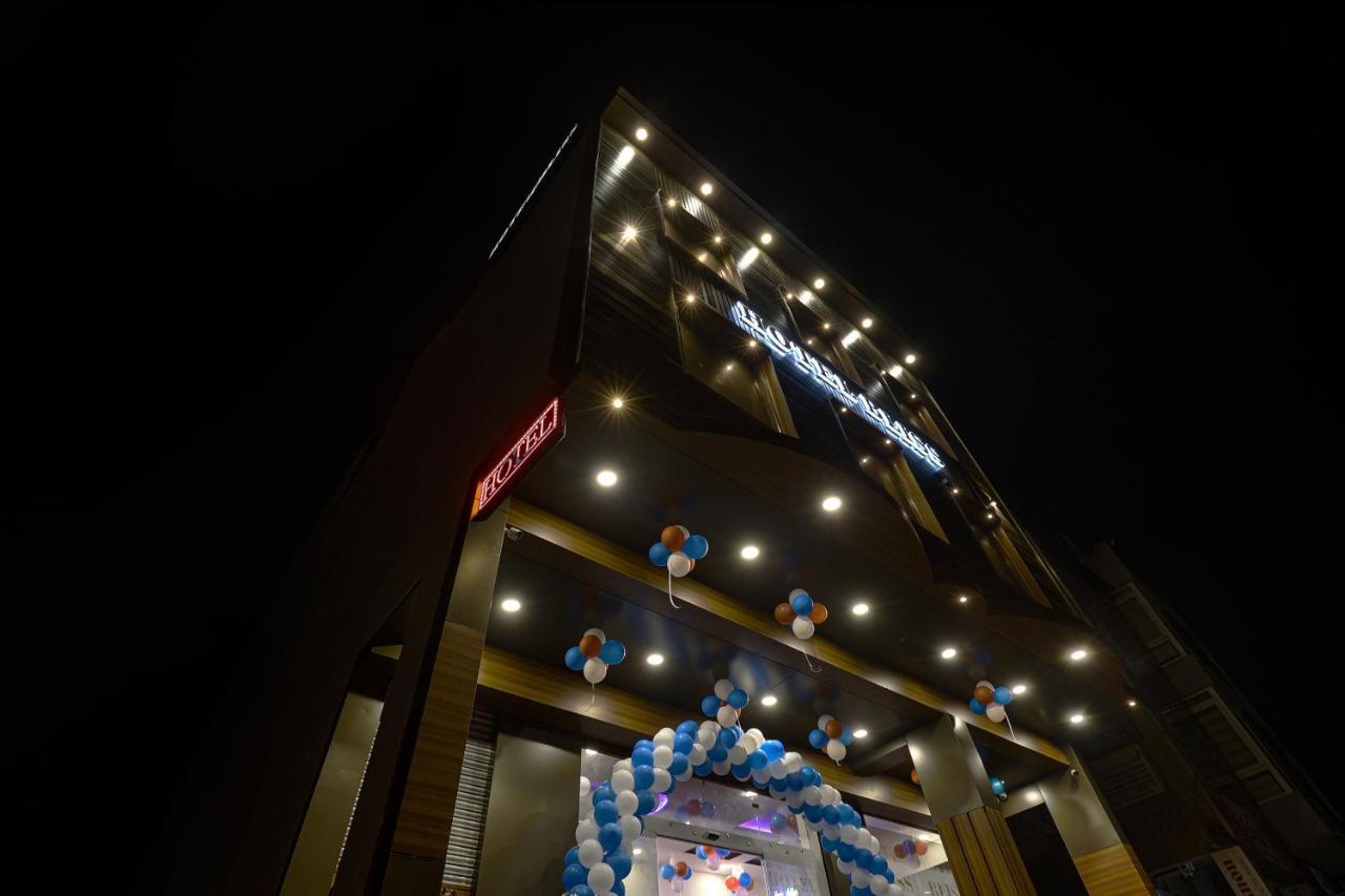 Hotel Bliss Zirakpur Eksteriør bilde