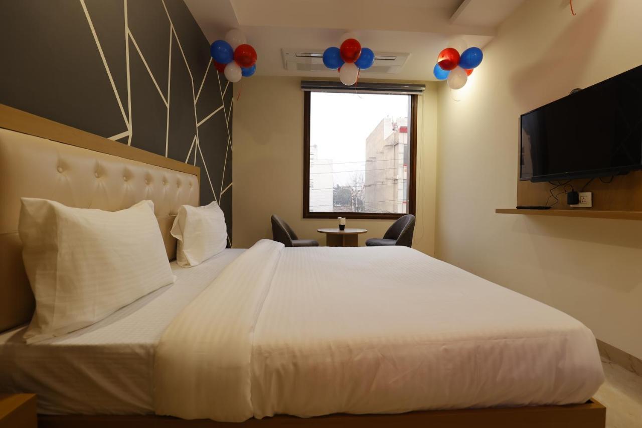 Hotel Bliss Zirakpur Eksteriør bilde